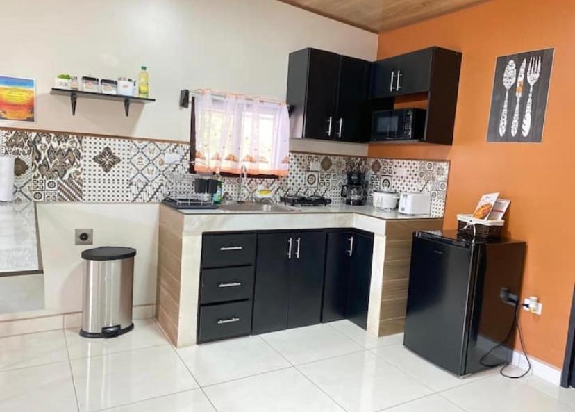 Orange Apartment 5 Min Aeropuerto Juan Santamaria 알라후엘라 외부 사진